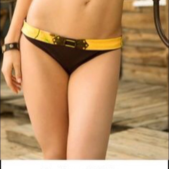 Sold - Picture 3 of 7